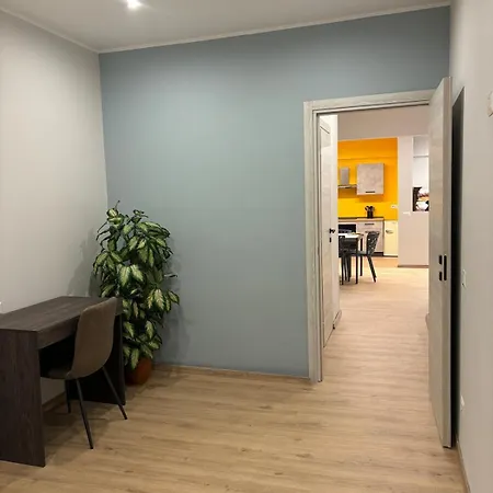 Dell'arte - Metro Linea A Рим