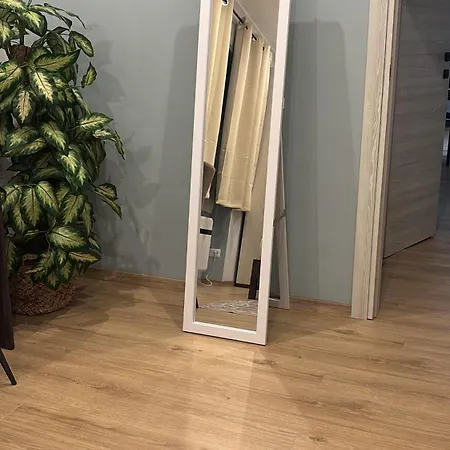 Dell'arte - Metro Linea A Рим